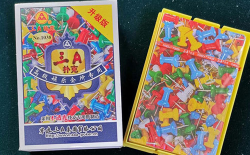 德令哈扑克批发采购指南与产品质量识别要点解析